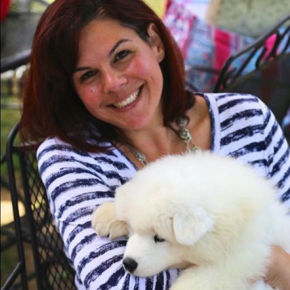 Meet You Posher, Melanie - Picture 3 of 5